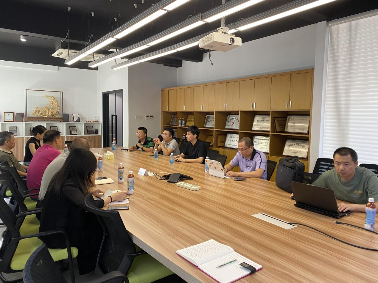 “廣東省液態(tài)包裝裝備智能運維服務(wù)標(biāo)準(zhǔn)化試點”項目啟動會順利召開